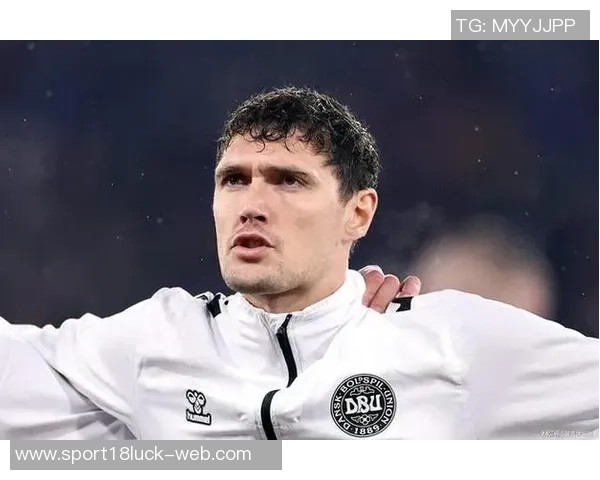 巴萨因克里斯滕森重伤紧急寻求新中卫中场球员或成替代方案