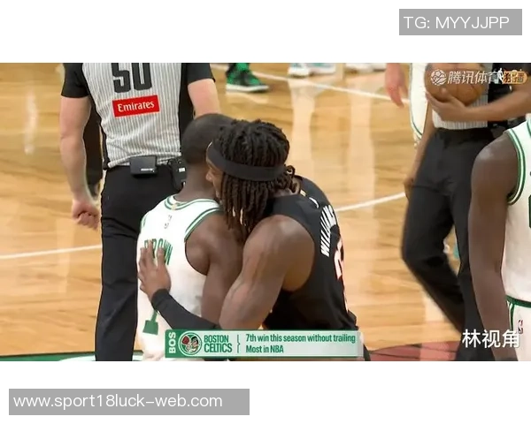 绿军主场对决76人首发阵容揭晓杰伦布朗领衔豪泽科塔普理查德同场竞技